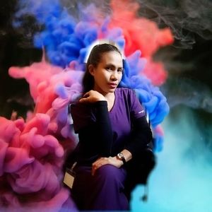 Meet your Posher, Jona